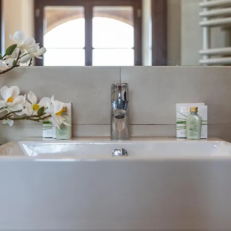 Tuscany Living - Terra Antica Farm stay Montepulciano